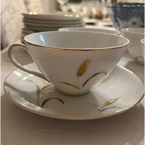 Vintage - Eternal Harvest Wheat Design China, 6 Cups, 5 Saucers, 5 small plates